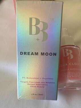 BB Dream Moon Iridescent Face Serum - Pink Pearl Finish